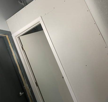 Home Improvement: Benefits of Installing a Residential Elevator